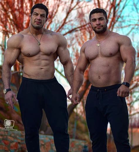 Pin En Muscle Hombres Guapos Hombres Hermosos Hombres