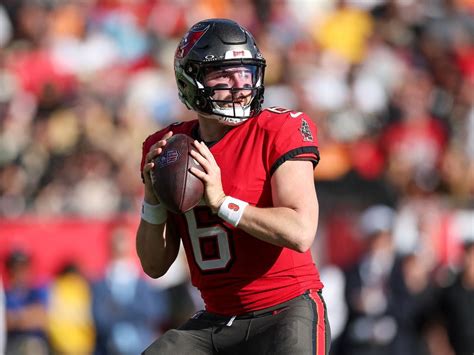 Bucs QB Baker Mayfield 'full go' with playoff spot on the line | Reuters