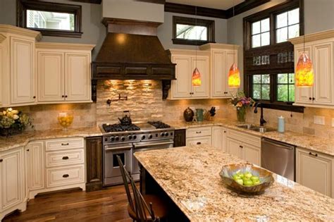 Travertine Tile Backsplash White Cabinets