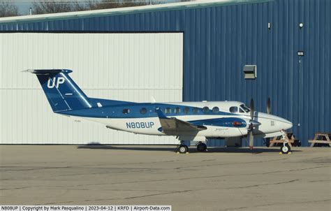 Aircraft N808UP 2013 Hawker Beechcraft 350 King Air B300 C N FL 893