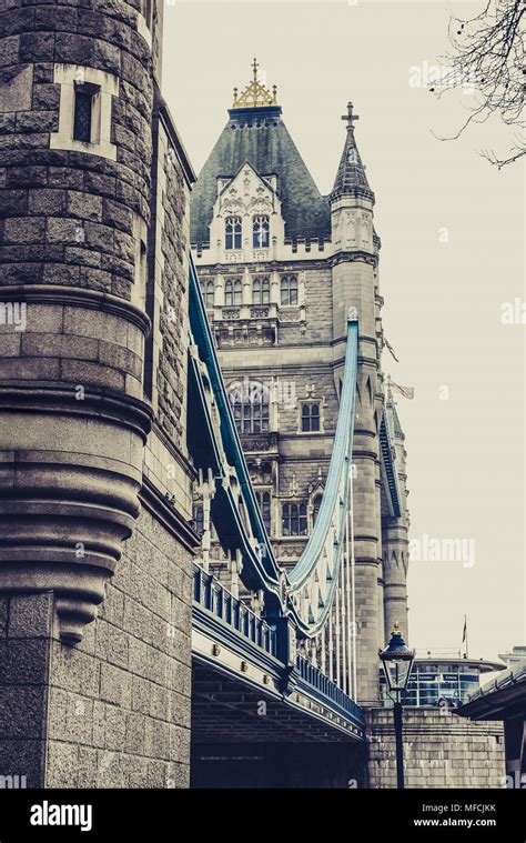 Tower Bridge London Vertical View Stock Photo Alamy