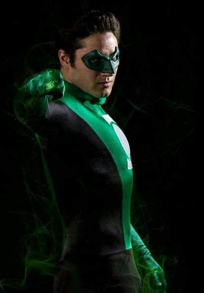 Green lantern cosplay geek | Green lantern cosplay, Green lantern ...