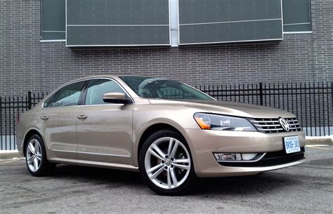 Car Review 2015 Volkswagen Passat Tdi Highline Driving