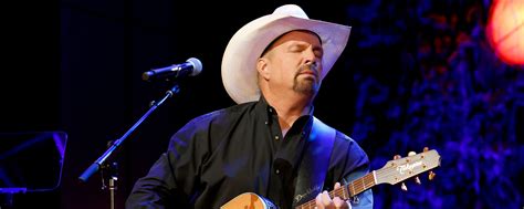 Garth Brooks Plus One Las Vegas Residency Tour 2024: How To Get Tickets - American Songwriter