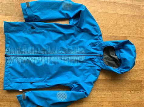 Rukka Regenjacke Gr 152 Hellblau Graue Leuchtstreifen Acheter Sur