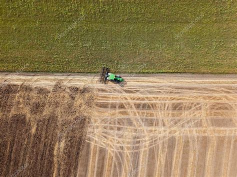 Cultivo Del Campo Agr Cola Despu S De La Cosecha La Preparaci N Del