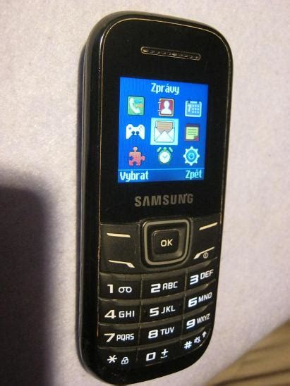 Samsung GT-E1200M | Aukro