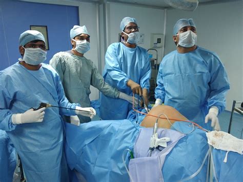 Midline abdomina... - T. V. R Clinic - Laparoscopy Surgeon