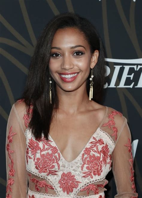 Samantha Logan Biography Height And Life Story Super Stars Bio