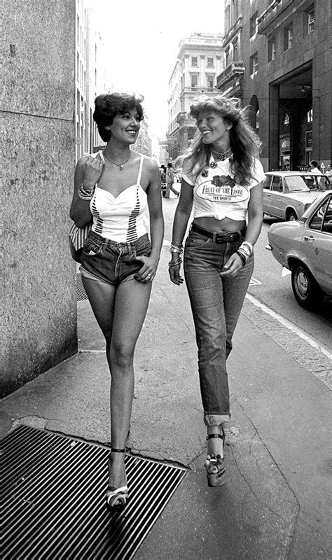 Heres What It Girls Wore In The 1970s 70s Fashion Vintage Fashion