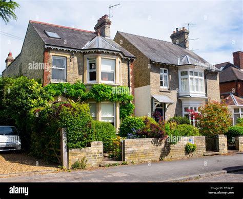 Semi Detached House Front Garden Hi Res Stock Photography And Images