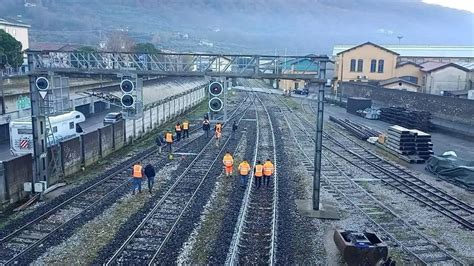 Treno Deragliato A Iseo Il Sopralluogo Della Procura Per Ispezionare