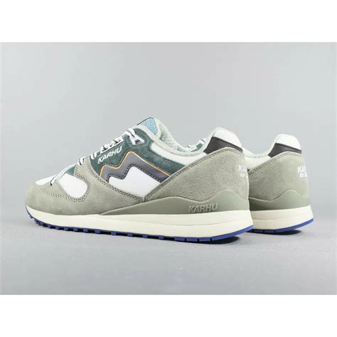 Karhu Synchron Classic