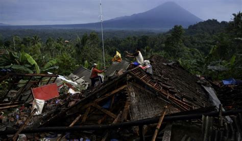 Dangerous M Earthquake Hits Off Java Rattles Capital City Jakarta