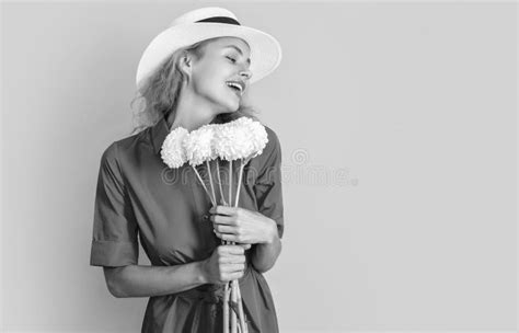 Retro Summer Woman With Flowers Isolated On Yellow Copy Space Retro