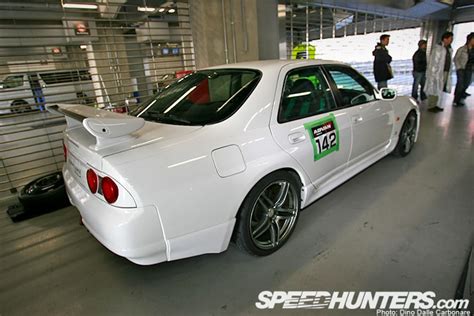 Gallery>> A R33 Selection - Speedhunters