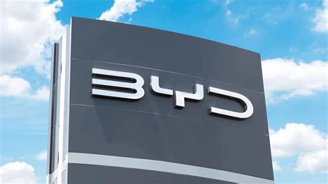 BYD planeja investir bilhões e adquirir maior mineradora de lítio do