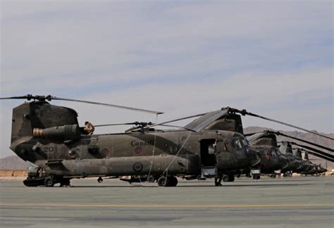 Canadian Ch 147f Chinook Successfully Completes 1st Flight Defencetalk