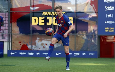 Dos A Os De La Presentaci N De Frenkie De Jong