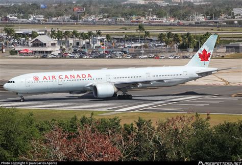 C FIVM Air Canada Boeing 777 333ER Photo By Juan Carlos Aponte ID