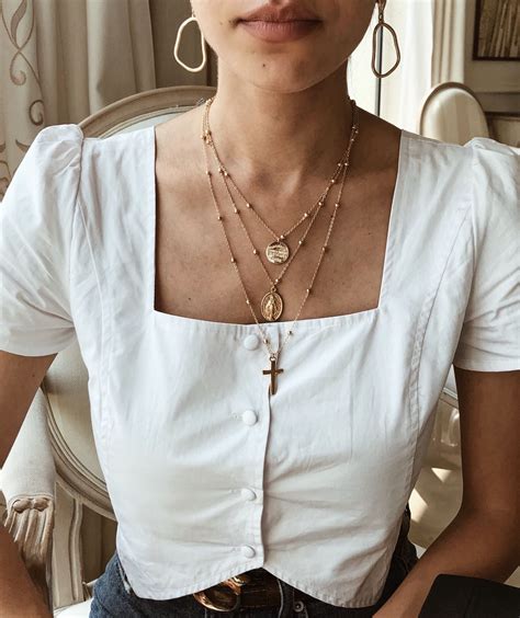 Haut Blanc Bijoux Dor S White Blouse Golden Jewelry Aesthetic