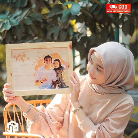 Jual Gift Ultah Kado Ulang Tahun Cetak Foto Plus Bingkai Kaca