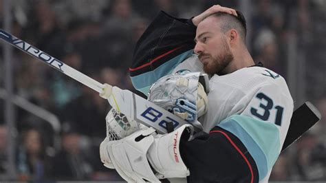 Hockey Sur Glace En Nhl Gifle Pour Les Oilers Sortie Pour Grubauer