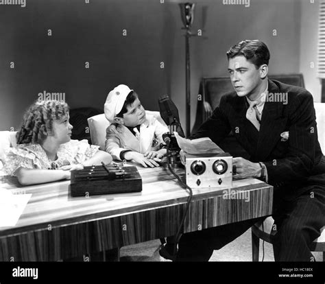 Love Is On The Air Ronald Reagan Right 1937 Stock Photo Alamy