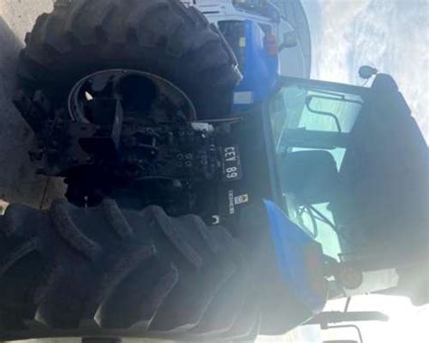 Tractor New Holland C Duales Y Tres Puntos Con Piloto Agroads