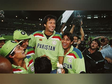 Wasim Akram Criticises Pcb Over Imran Khan S Omission From Their Video