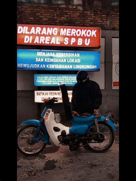 Pin Van Fahrul Razhy Op Numpang Nyimpen