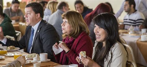 Estudiantes de América y Europa complementan su formación profesional