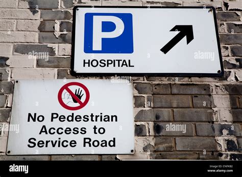 Hospital Car Parking Sign Stock Photo Royalty Free Image 47672998 Alamy