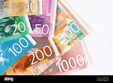 Serbian dinar banknotes paper currency on white background Stock Photo - Alamy