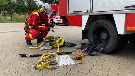 Neue Höhenrettungsgruppe bei der Berufsfeuerwehr in Koblenz SWR Aktuell