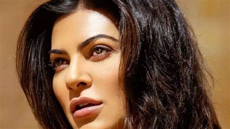 Sushmita Sen या खास व्यक्तीसाठी सुष्मिता सेन हिने अक्षय कुमार