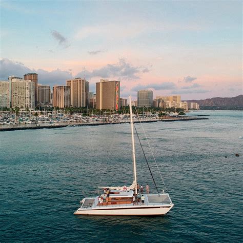 Royal Hawaiian Catamaran (Honolulu): All You Need to Know