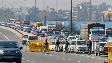 Farmers Protest Heavy Traffic Jam Across Delhi Gurugram Amid Dilli