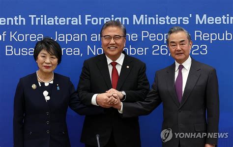 韓中日외교장관 3국 정상회의 준비 가속화연내 개최는 불발종합2보 연합뉴스