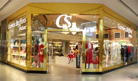 Carmen Steffens Novo Visual E Roupas Estilosas RioMar Recife