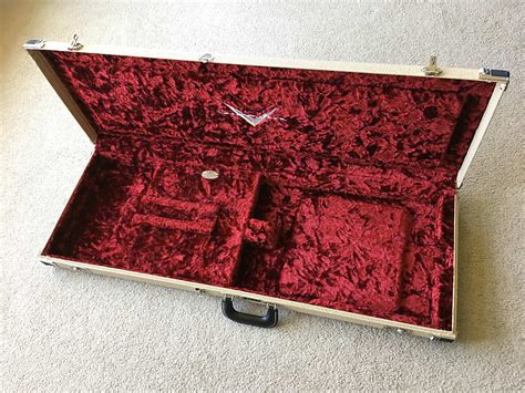 Unused Fender Custom Shop G G Blonde Tolex Hardshell Guitar Reverb