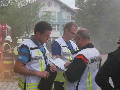 Jahresr Ckblick Freiwillige Feuerwehr Oberhaching