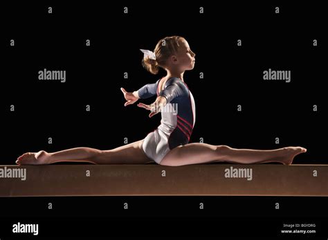 Gymnast Balance Beam Hi Res Stock Photography And Images Alamy