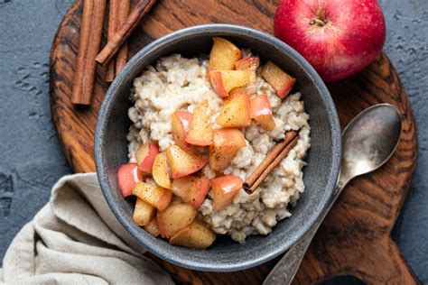 Knusprige Äpfel zarte Haferflocken Bratapfel Porridge