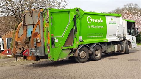 2009 Mercedes Econic Collecting Garden Waste In Milton Keynes Youtube