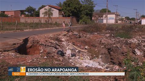 Reda O M Vel Mostra Eros O Que Cresce Sem Controle Em Planaltina Df