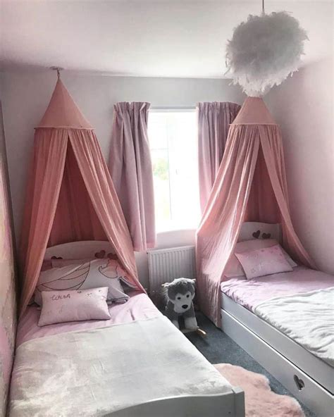 Small Bedroom Ideas For Two Sisters