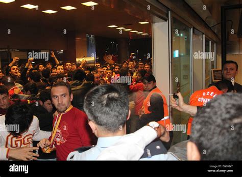 Atmosphere Hundreds of Galatasaray fans gathered at AtatUrk airport to ...