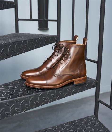 Bottines Combat Pour Homme En Cuir L Homme Inconscient En Cuir Ou