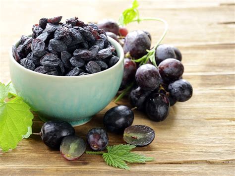 20 Antioxidant-Rich Foods You Should Always Be Eating